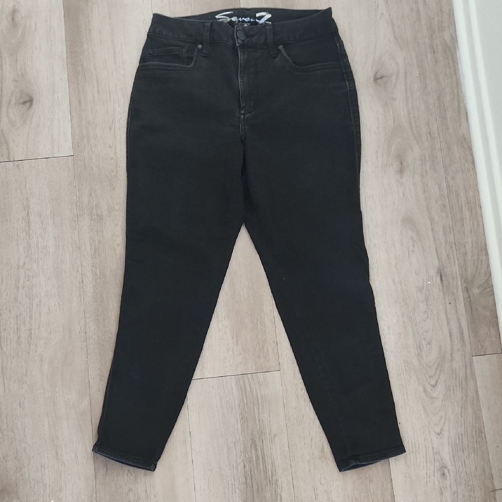 Seven7 Women's Classic Black Skinny Jeans